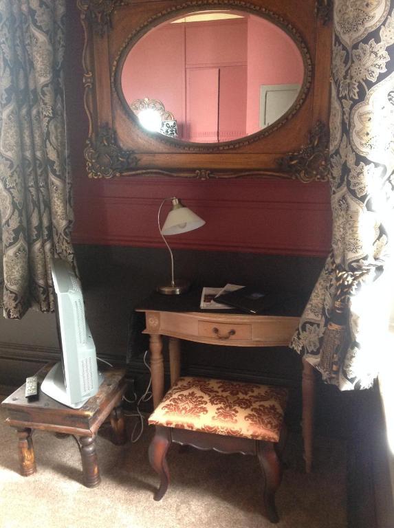 ボニーリグ The Retreat Castle Bed & Breakfast エクステリア 写真